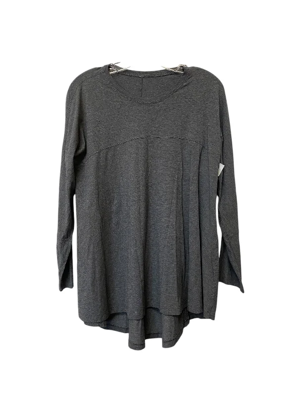 Athletic Top Long Sleeve Crewneck By Lululemon In Grey, Size: L Masculine Men's 