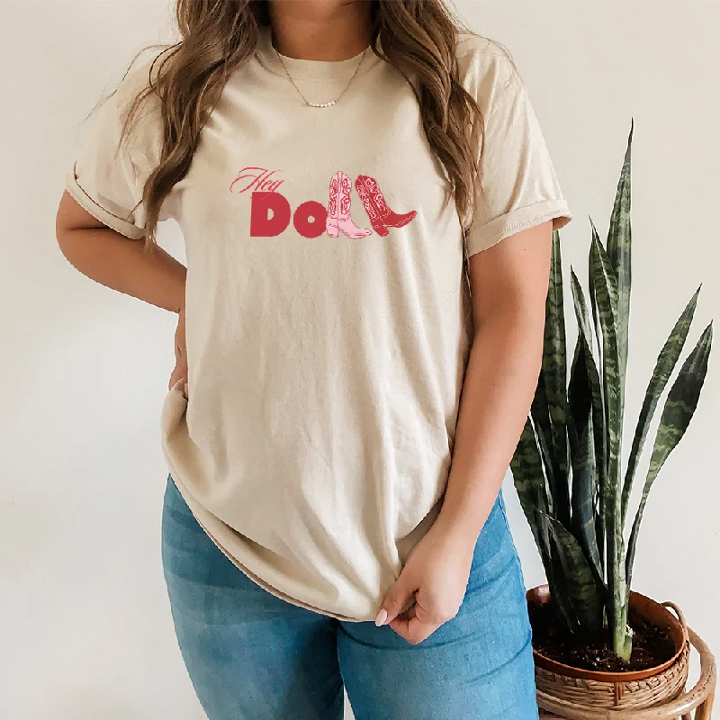 Hey Doll Cowgirl Graphic Women's T-shirt Cool Men's Distressed