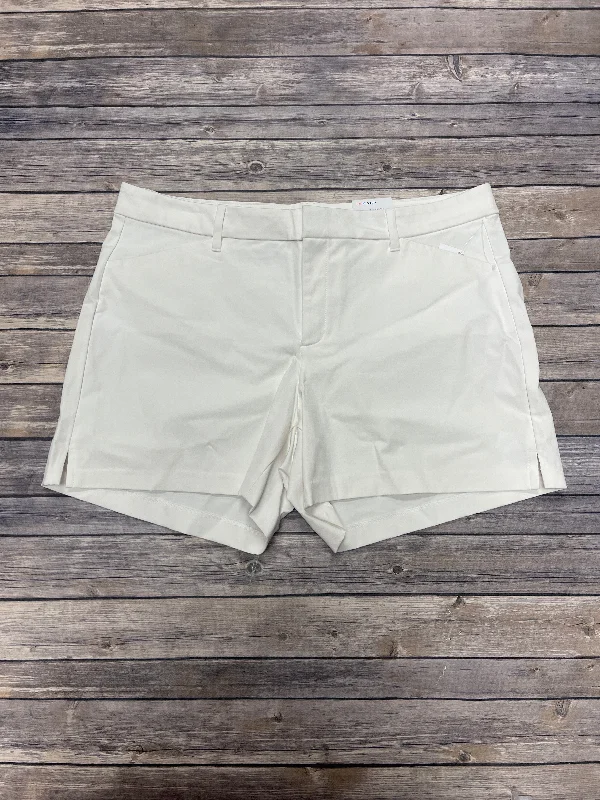 White Shorts Old Navy, Size 20 Bold Men's Statement