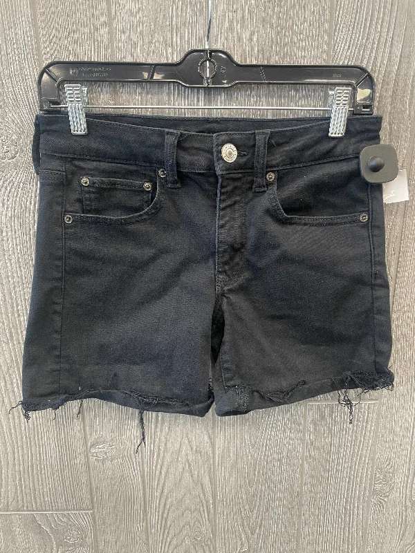 Black Shorts American Eagle, Size 6 Laid