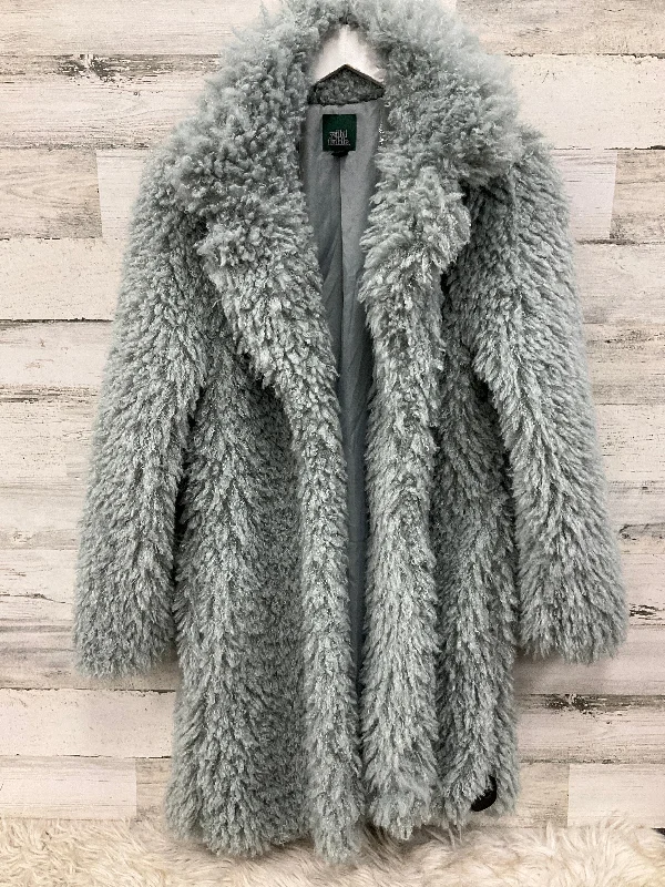 Coat Faux Fur & Sherpa By Wild Fable In Grey, Size: M British Gentleman Style