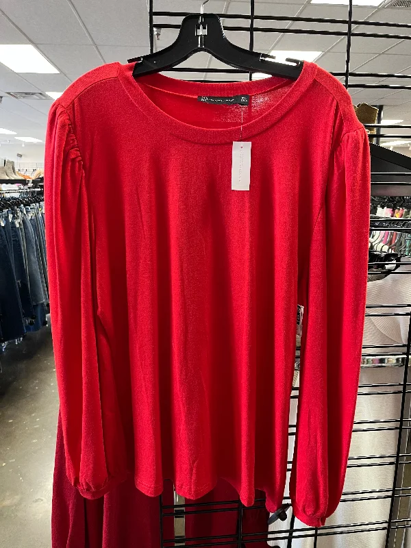 Top Long Sleeve By New York And Co In Red, Size: 2x Modern Men's Geometric