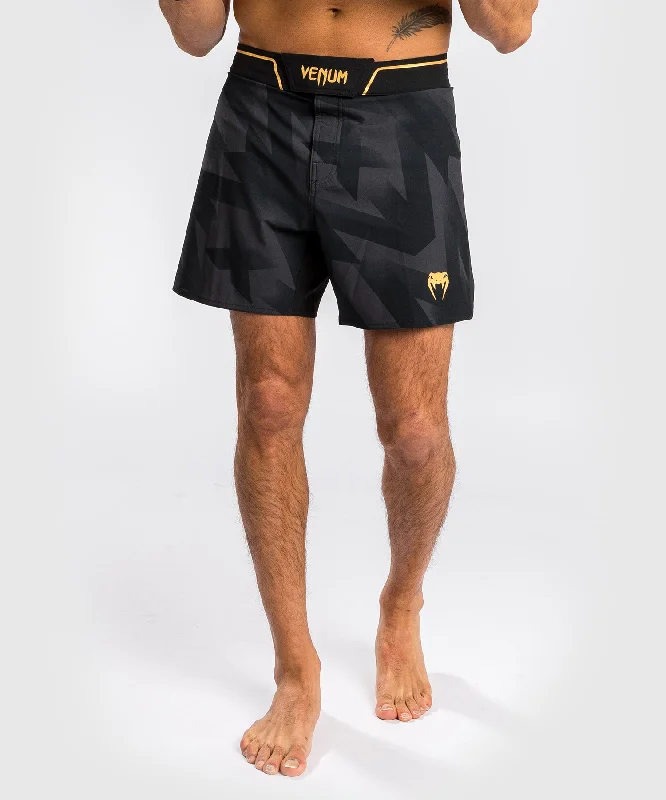 Venum Razor Fightshorts - Black/Gold Practical Men's Quick